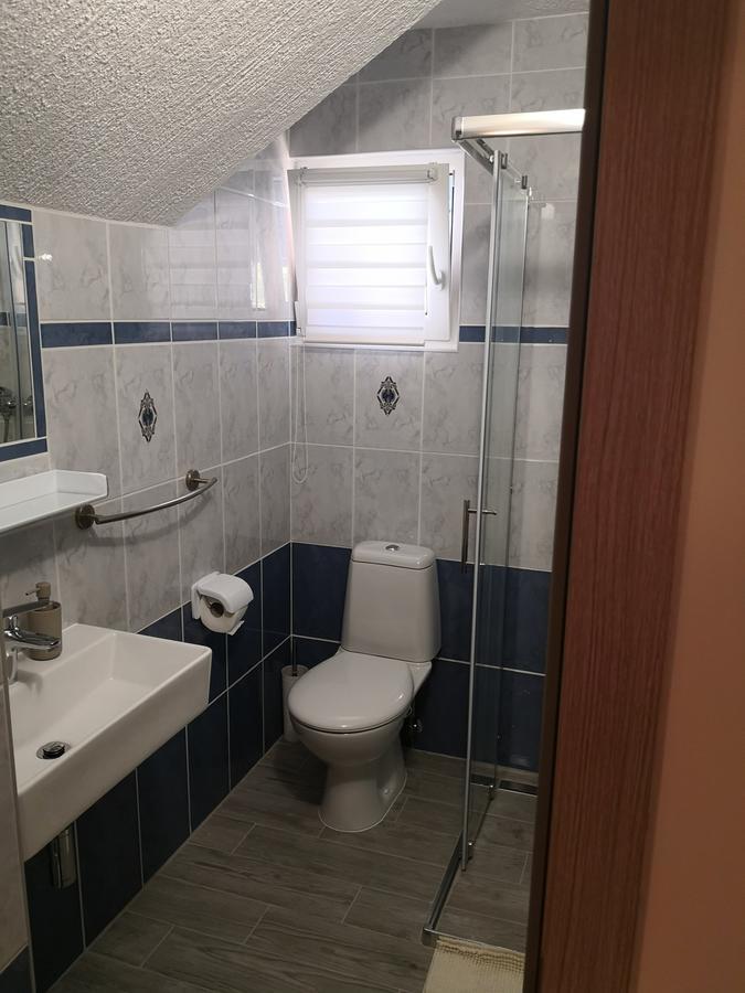 Apartment Zdravko Штинян Екстер'єр фото